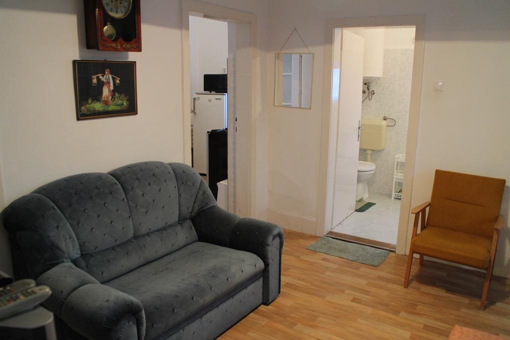 Evelin Nyaralohaz Villa Siófok Buitenkant foto